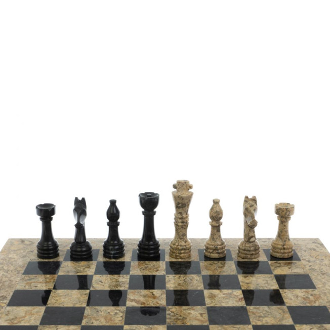 Шахматы &quot;Игрок&quot; из ракушечника и мрамора 38х38 см