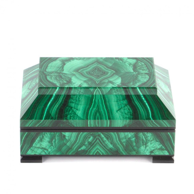 Ларец "Счастье" камень малахит 12х8х6 см