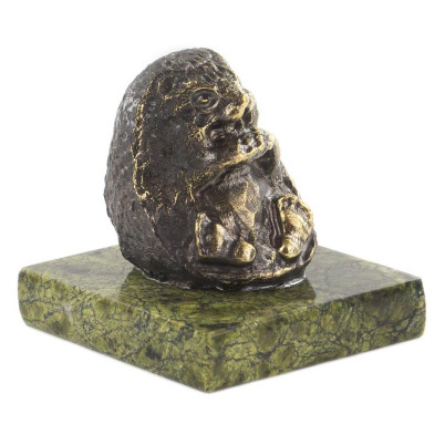 Сувенир из бронзы и змеевика &quot;Ежик&quot;