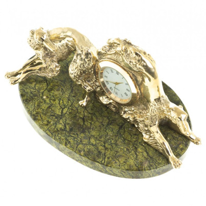Часы из бронзы &quot;Русские борзые собаки&quot; на подставке из змеевика