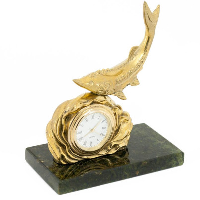 Часы &quot;Осетр на волне&quot; бронза змеевик