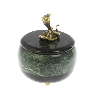 Шкатулка круглая &quot;Кобра&quot; из змеевика