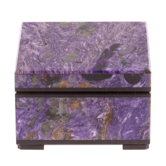 Шкатулка из чароита 6,5х6,5х4 см