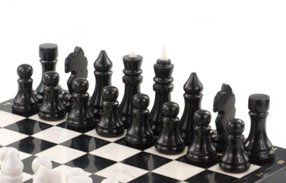 Шахматы из камня "Классические" мрамор доска 40х40 см