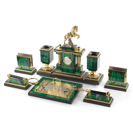 Настольный набор "Конь с попоной" из малахита Златоуст