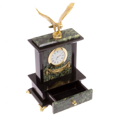 Часы из нефрита &quot;Орел&quot;