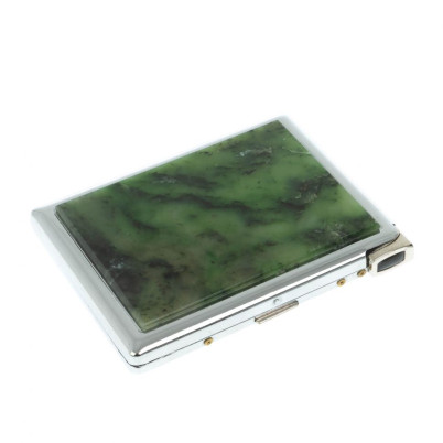 Портсигар 10 сигарет с зажигалкой камень нефрит