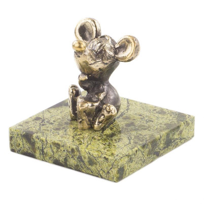 Статуэтка &quot;Мышка с сыром&quot; из бронзы и змеевика