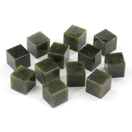 Подарочный набор камни для виски 12 кубиков из нефрита в деревянной коробке