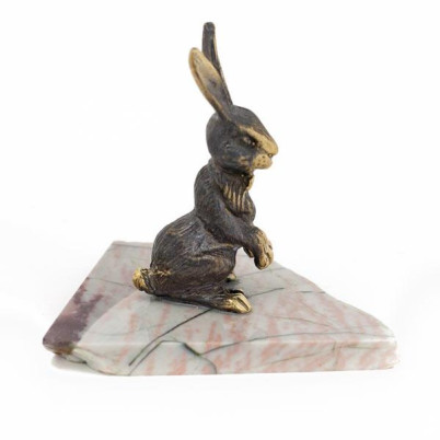 Сувенир из бронзы на подставке из яшмы &quot;Зайчик&quot;