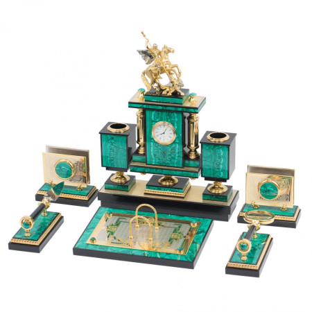 Настольный набор "Георгий Победоносец" из натурального малахита