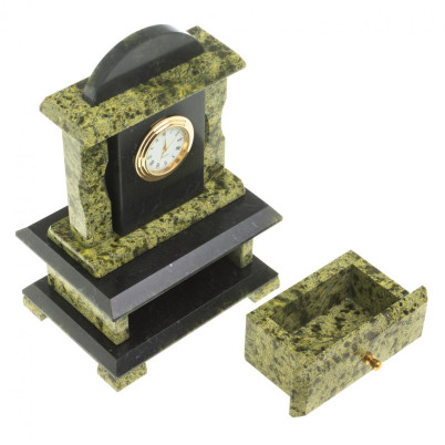 Часы со шкатулкой из натурального змеевика
