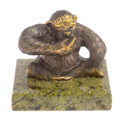 Обезьяна &quot;Никому ничего не скажу&quot; змеевик