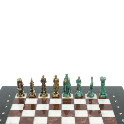 Шахматы "Рыцари" фигуры бронза / патина 28х28 см из лемезита и мрамора