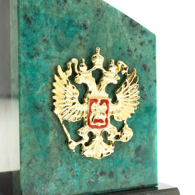 Настольная визитница &quot;Щит&quot; из темно-зеленого змеевика