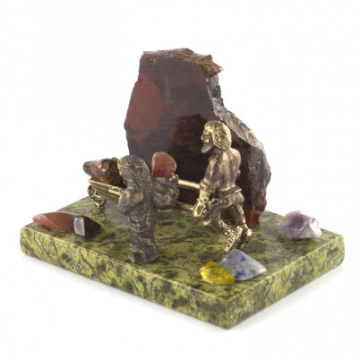 Композиция сувенир &quot;Старатели с тачкой&quot; из бронзы на подставке из камня