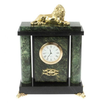 Настольные часы &quot;Лев&quot; из шабровского змеевика