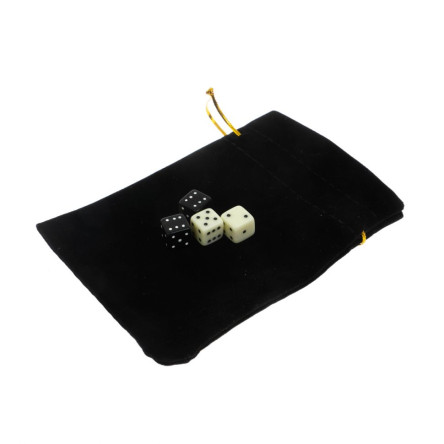 Кубики зарики 1 см черные и белые 4 шт