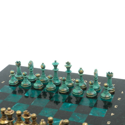 Шахматы &quot;Стаунтон&quot; фигуры бронза / патина 28х28 см из змеевика