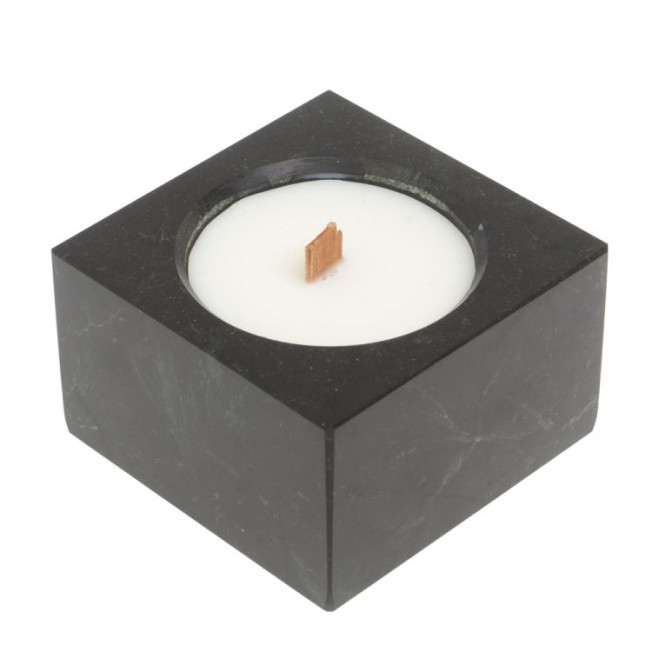 Свеча квадратная из черного змеевика 7х7х4,3 см