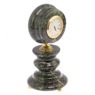 Часы &quot;Маяк&quot; из змеевика