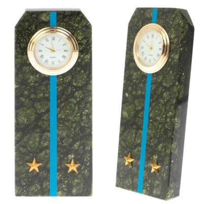 Часы "Погон лейтенант ВВС, ВКС, ВДВ" серпентинит