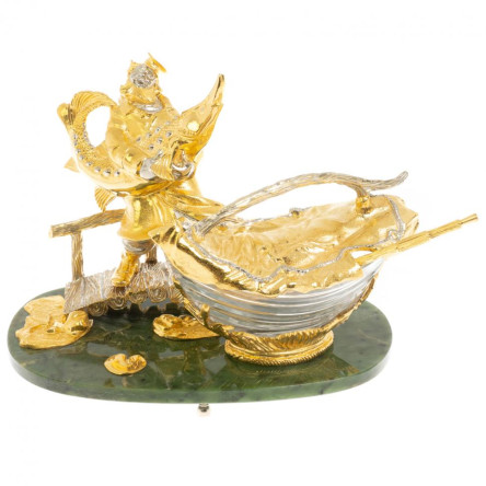 Икорница "Дед с осетром" из нефрита с ложкой Златоуст