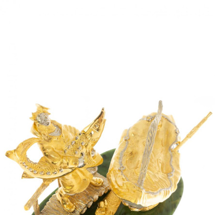 Икорница "Дед с осетром" из нефрита с ложкой Златоуст