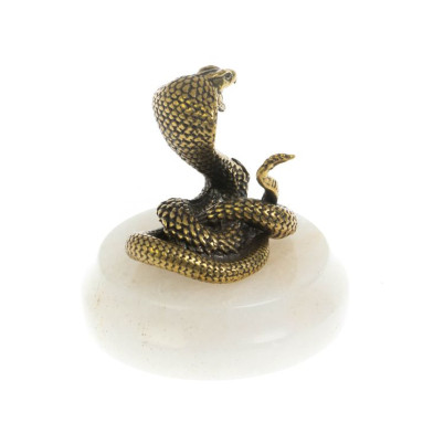 Сувенир &quot;Кобра&quot; на подставке из кварца 6,5х6,5х6 см