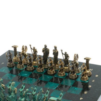 Шахматы &quot;Римские лучники&quot; фигуры бронза / патина 28х28 см из змеевика