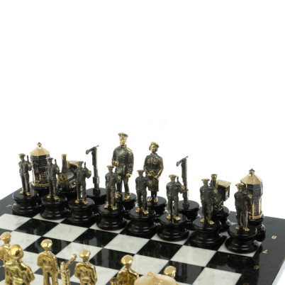 Шахматы подарочные "Железнодорожники" из бронзы и мрамора доска 48х48 см