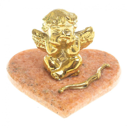 Статуэтка из бронзы на подставке из мрамора "Ангел на сердце"