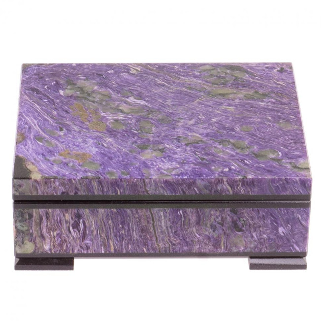 Шкатулка из чароита 12х10х4,5 см