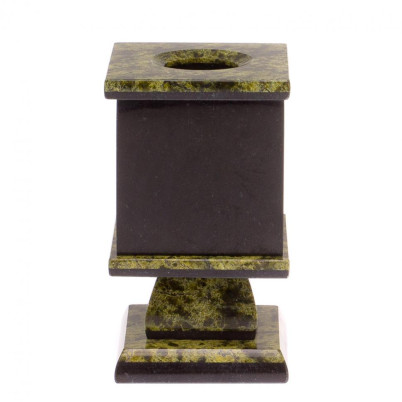 Карандашница из змеевика