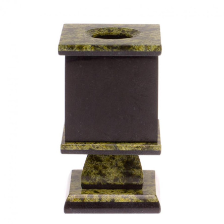 Карандашница из змеевика