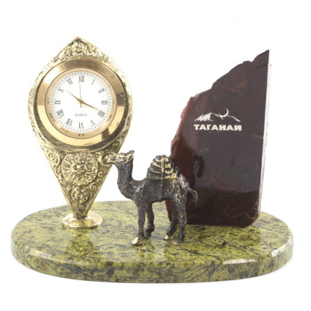 Сувенирные часы "Верблюд" бронза, камень змеевик, яшма