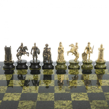 Шахматы подарочные &quot;Турецко-европейская война&quot; камень змеевик бронза 48х48 см