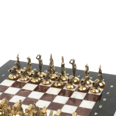 Шахматы &quot;Итальянская война&quot; фигуры бронза доска 28х28 см из мрамора и лемезита