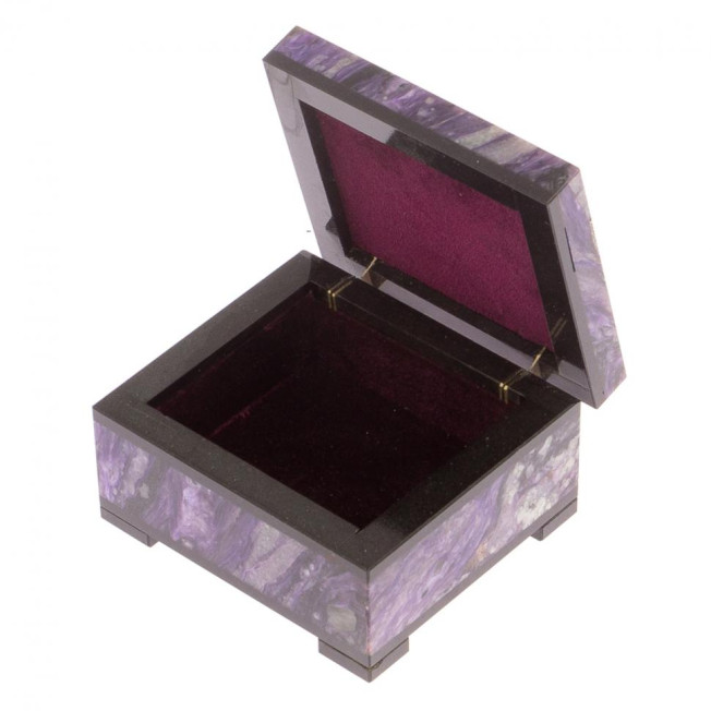Шкатулка из камня чароит 7,5х6,5х4 см