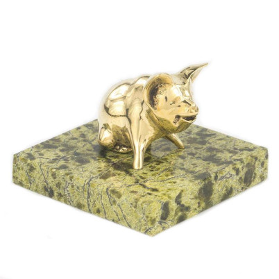 Статуэтка из бронзы и змеевика &quot;Поросенок сидит&quot;