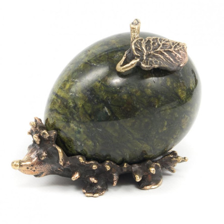 Статуэтка из бронзы и змеевика "Еж"