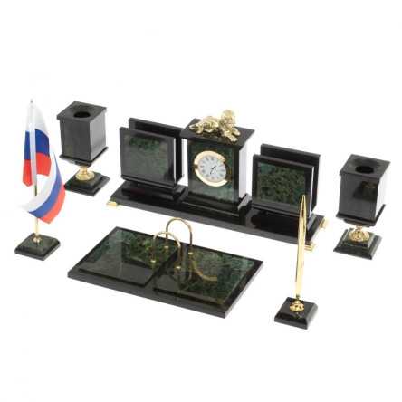 Письменный прибор "Лев" из нефрита на ножках