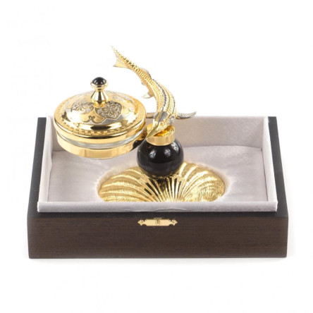 Икорница "Стерлядка на ракушке" камень обсидиан Златоуст