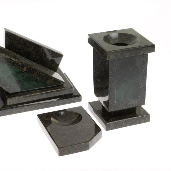 Письменный набор &quot;Орел&quot; из нефрита