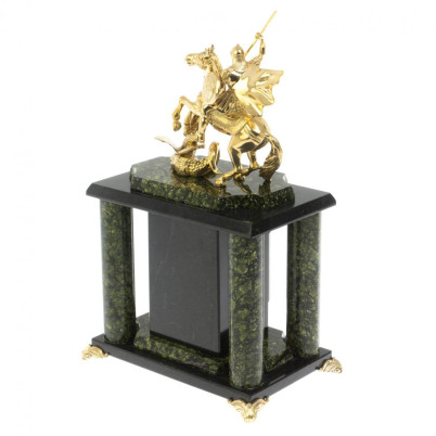 Часы &quot;Георгий Победоносец&quot; из баженовского змеевика