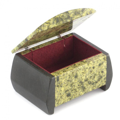 Шкатулка "Персона" из змеевика 9х6,5х5 см