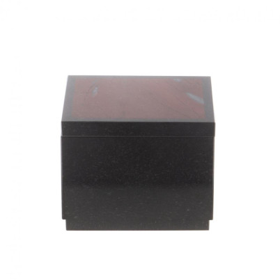 Шкатулка из яшмы 7,5х6,5х6 см