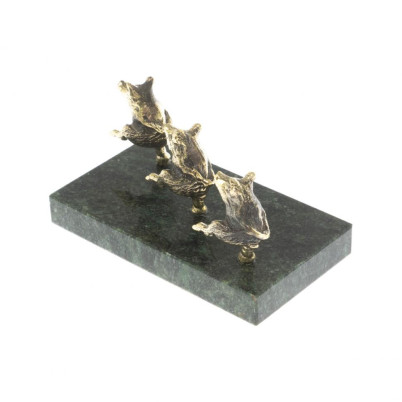 Статуэтка &quot;Три поросенка&quot; из бронзы и змеевика