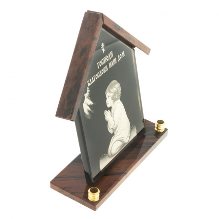 Оберег из обсидиана "Домик" с двумя подсвечниками