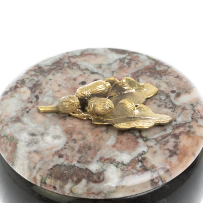 Шкатулка круглая &quot;Желуди&quot; камень креноид 10,5х10,5х6,5 см